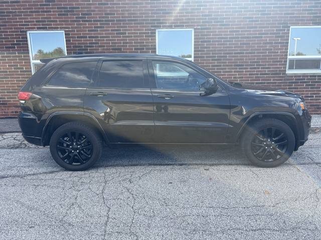 2018 Jeep Grand Cherokee Laredo 4WD