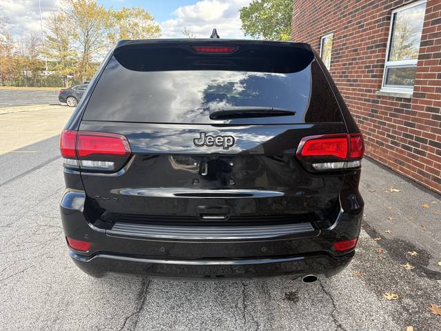 2018 Jeep Grand Cherokee Laredo 4WD