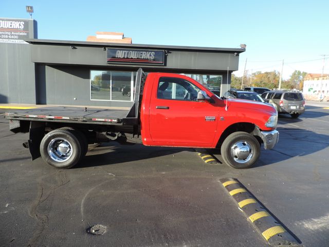 2012 RAM 3500 Reg. Cab ST Flatbed DRW 4WD