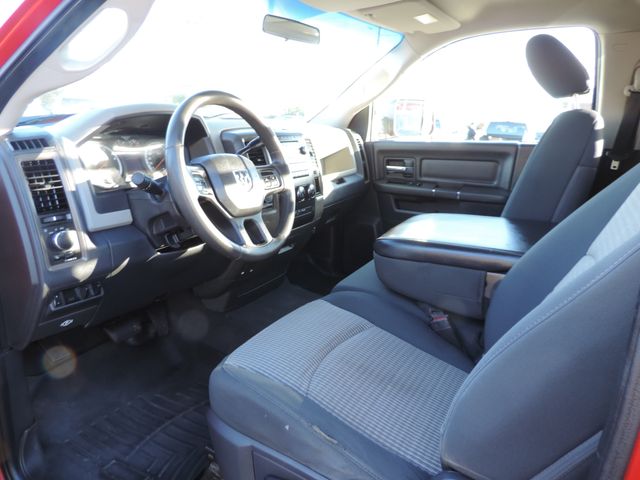 2012 RAM 3500 Reg. Cab ST Flatbed DRW 4WD