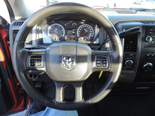 2012 RAM 3500 Reg. Cab ST Flatbed DRW 4WD