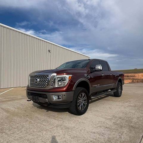 2016 Nissan Titan XD PRO-4X 4WD Diesel