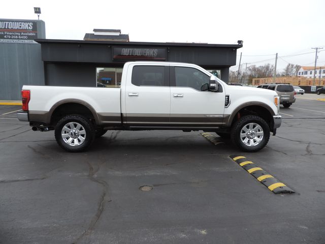 2017 Ford F-250 SD Crew Cab King Ranch FX4 4WD