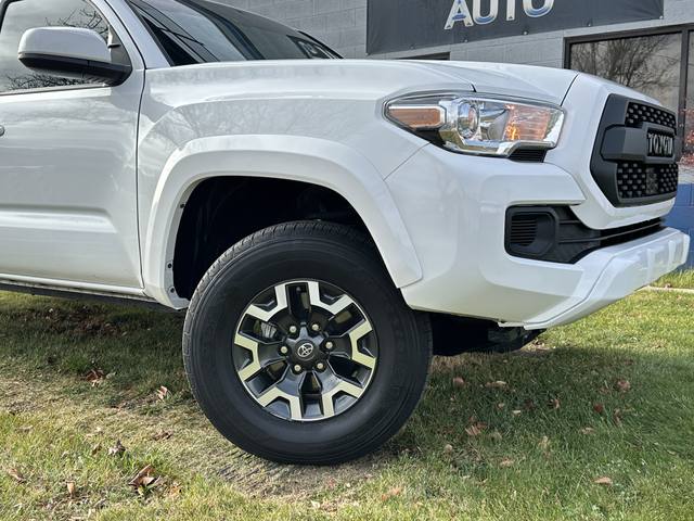 2022 Toyota Tacoma SR5 4WD