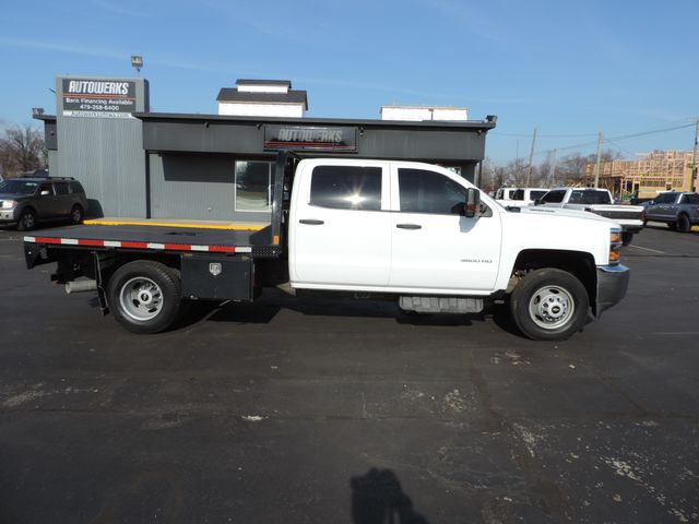 2019 Chevrolet Silverado 3500HD Crew Cab W/T Flatbed DRW 4WD