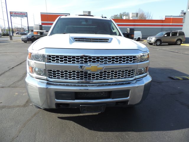 2019 Chevrolet Silverado 3500HD Crew Cab W/T Flatbed DRW 4WD