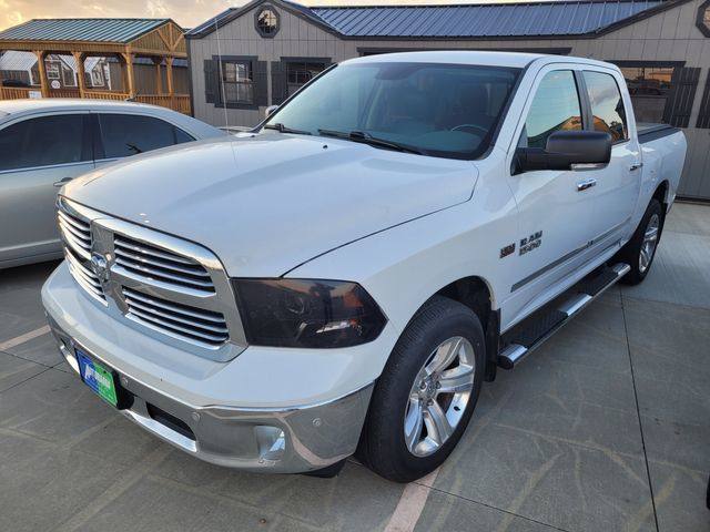 2014 RAM 1500 SLT Crew Cab SWB 4WD