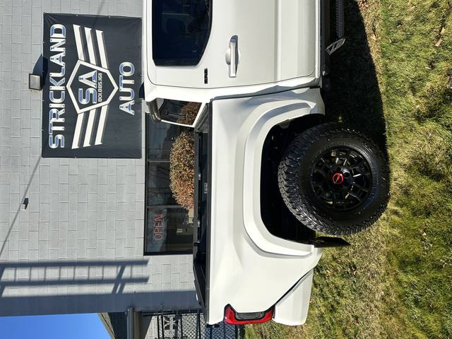 2024 Toyota Tacoma SR5 4WD