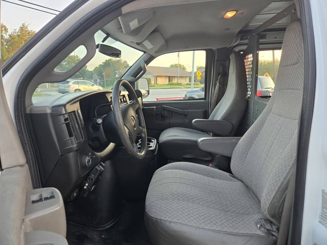 2017 GMC Savana G2500 Cargo