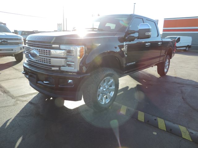 2019 Ford F-250 SD Crew Cab Platinum FX4 4WD
