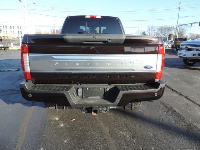 2019 Ford F-250 SD Crew Cab Platinum FX4 4WD