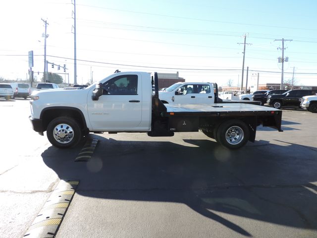 2023 Chevrolet Silverado 3500HD Reg. Cab W/T Flatbed DRW 4WD