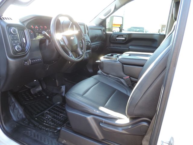 2023 Chevrolet Silverado 3500HD Reg. Cab W/T Flatbed DRW 4WD