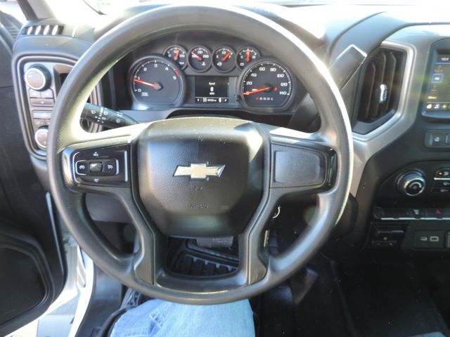 2023 Chevrolet Silverado 3500HD Reg. Cab W/T Flatbed DRW 4WD