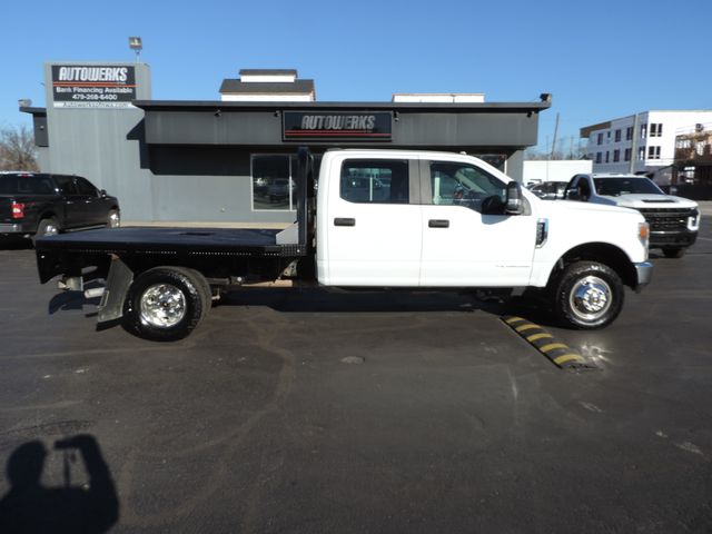 2022 Ford F-350 SD Crew Cab XL Flatbed DRW 4WD