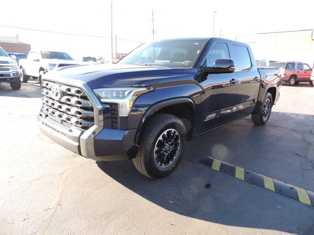 2022 Toyota Tundra CrewMax Platinum 4WD