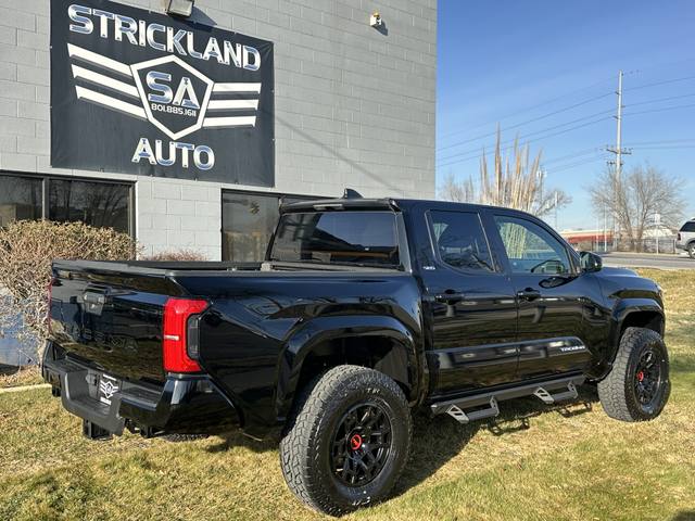 2025 Toyota Tacoma SR5 4WD