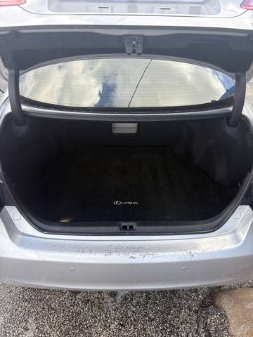 2011 Lexus ES 350 Sedan