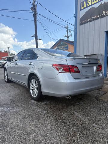 2011 Lexus ES 350 Sedan