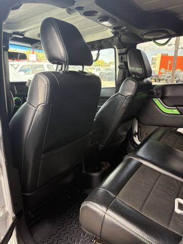 2012 Jeep Wrangler Unlimited Rubicon 4WD