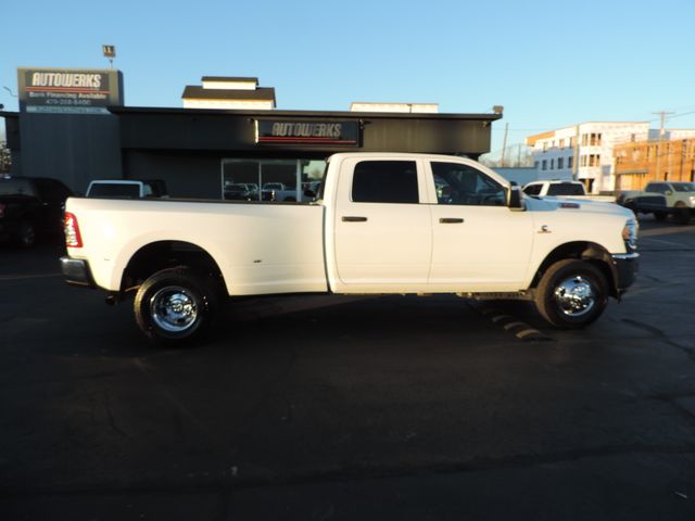 2024 RAM 3500 Crew Cab Tradesman DRW 4WD