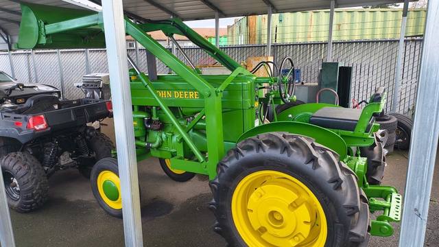 1947 John Deere M