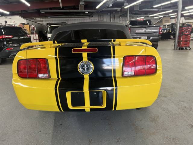 2005 Ford Mustang V6 Premium Convertible