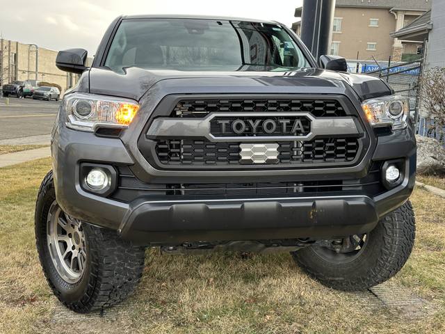 2023 Toyota Tacoma SR5 4WD V6