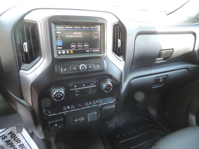 2021 Chevrolet Silverado 3500HD Crew Cab W/T Flatbed DRW 4WD