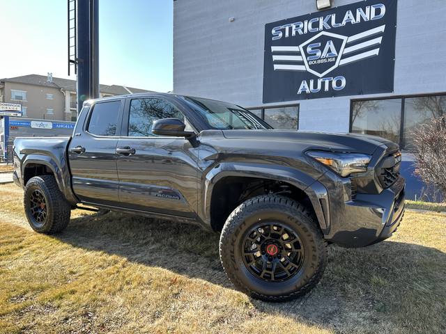 2025 Toyota Tacoma SR5 4WD