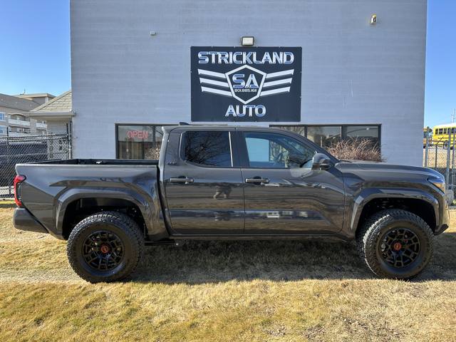 2025 Toyota Tacoma SR5 4WD