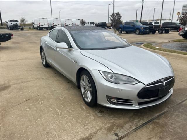 2014 Tesla Model S Base- New Battery!