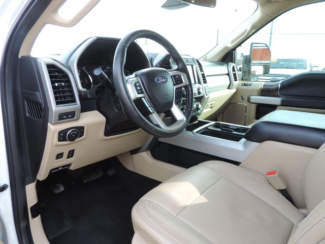 2019 Ford F-350 SD Crew Cab Lariat FX4 DRW 4WD 