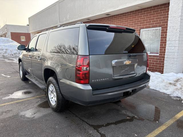 2011 Chevrolet Suburban LS 1500 4WD