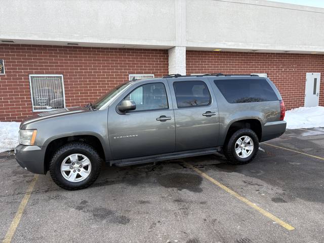 2011 Chevrolet Suburban LS 1500 4WD