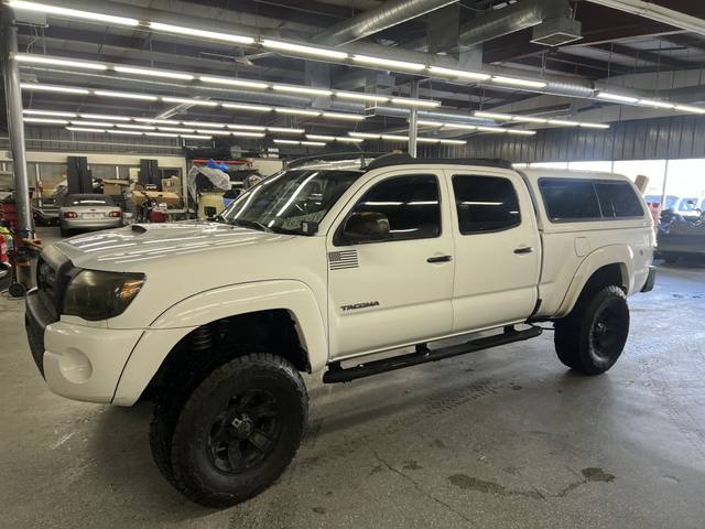 2011 Toyota Tacoma Double Cab Long Bed V6 Auto 4WD