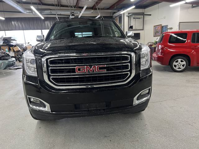 2015 GMC Yukon XL SLT 1/2 Ton 4WD