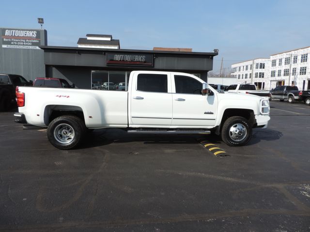 2016 Chevrolet Silverado 3500HD Crew Cab High Country 4WD