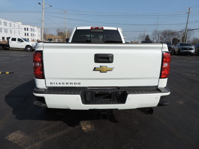2016 Chevrolet Silverado 3500HD Crew Cab High Country 4WD