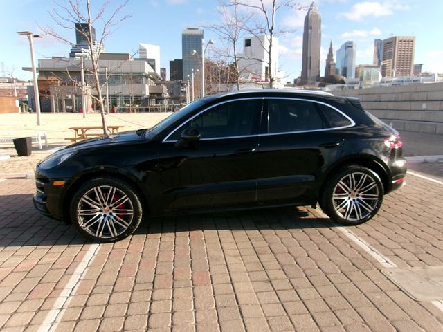 2015 Porsche Macan Turbo