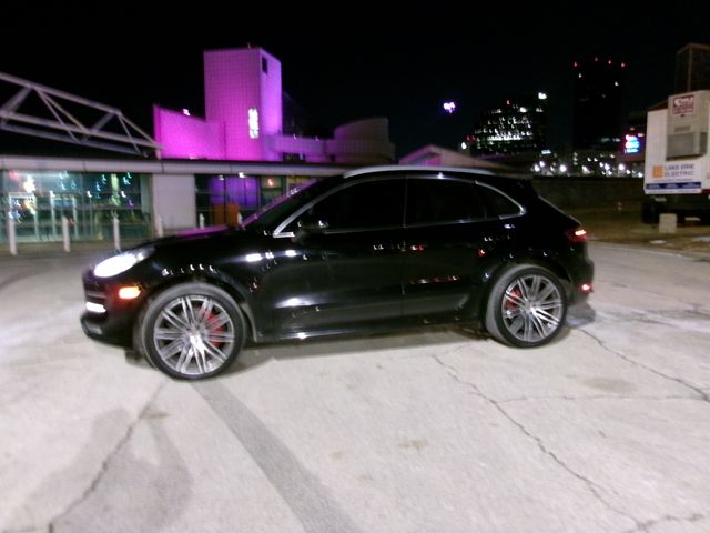 2015 Porsche Macan Turbo