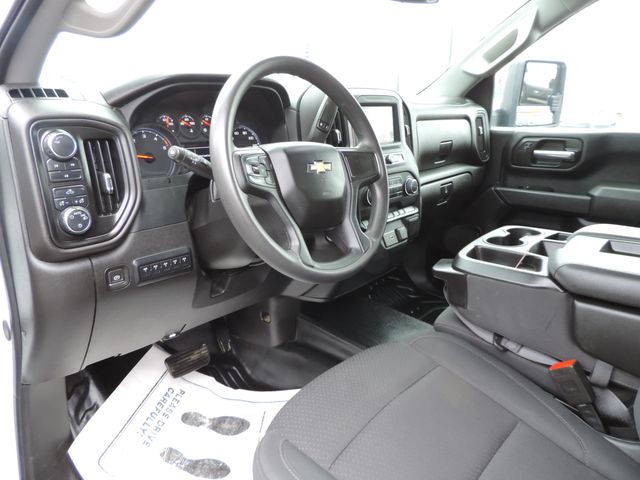 2024 Chevrolet Silverado 3500HD Crew Cab W/T Flatbed DRW 4WD