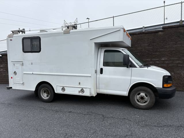 2009 Chevrolet Express LT 3500