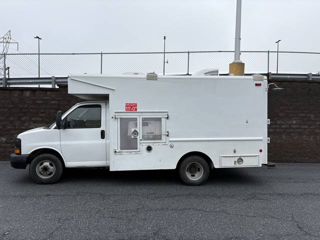 2009 Chevrolet Express LT 3500