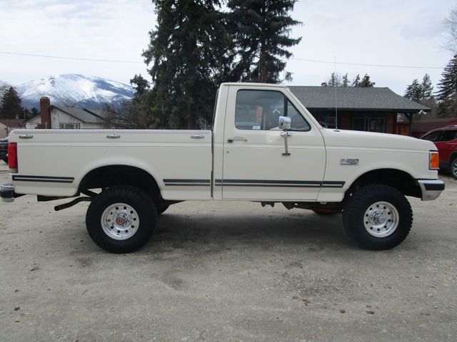 1990 Ford F-150 XLT Lariat 4WD