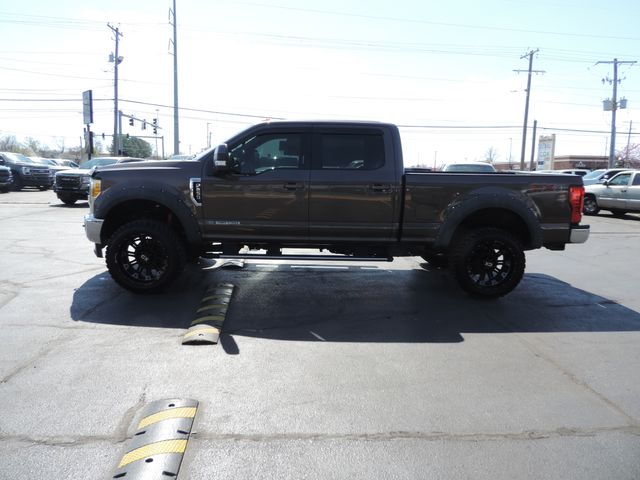 2017 Ford F-250 SD Crew Cab Lariat FX4 4WD