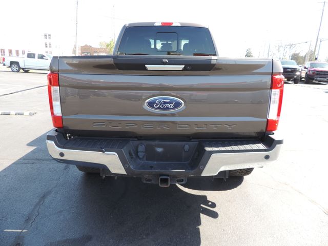 2017 Ford F-250 SD Crew Cab Lariat FX4 4WD
