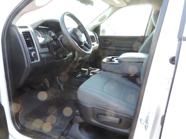 2018 RAM 3500 Crew Cab Tradesman Flatbed DRW 4WD