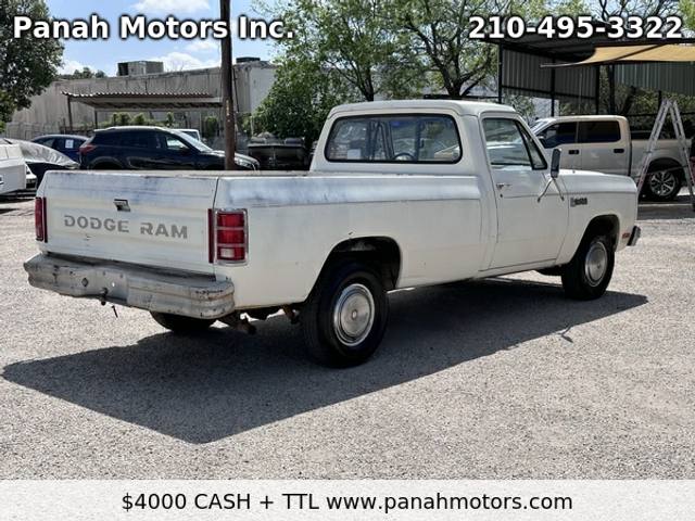 1984 Dodge RAM 100 D100 CUSTOM