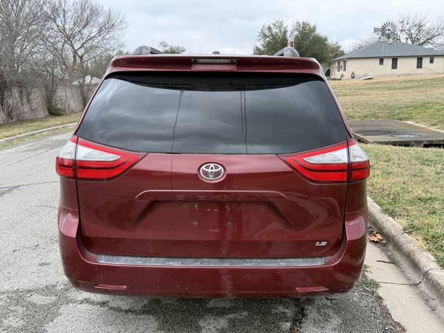 2015 Toyota Sienna